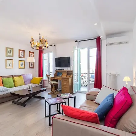 Le Voeu - Avec Vue Sur Appartement *